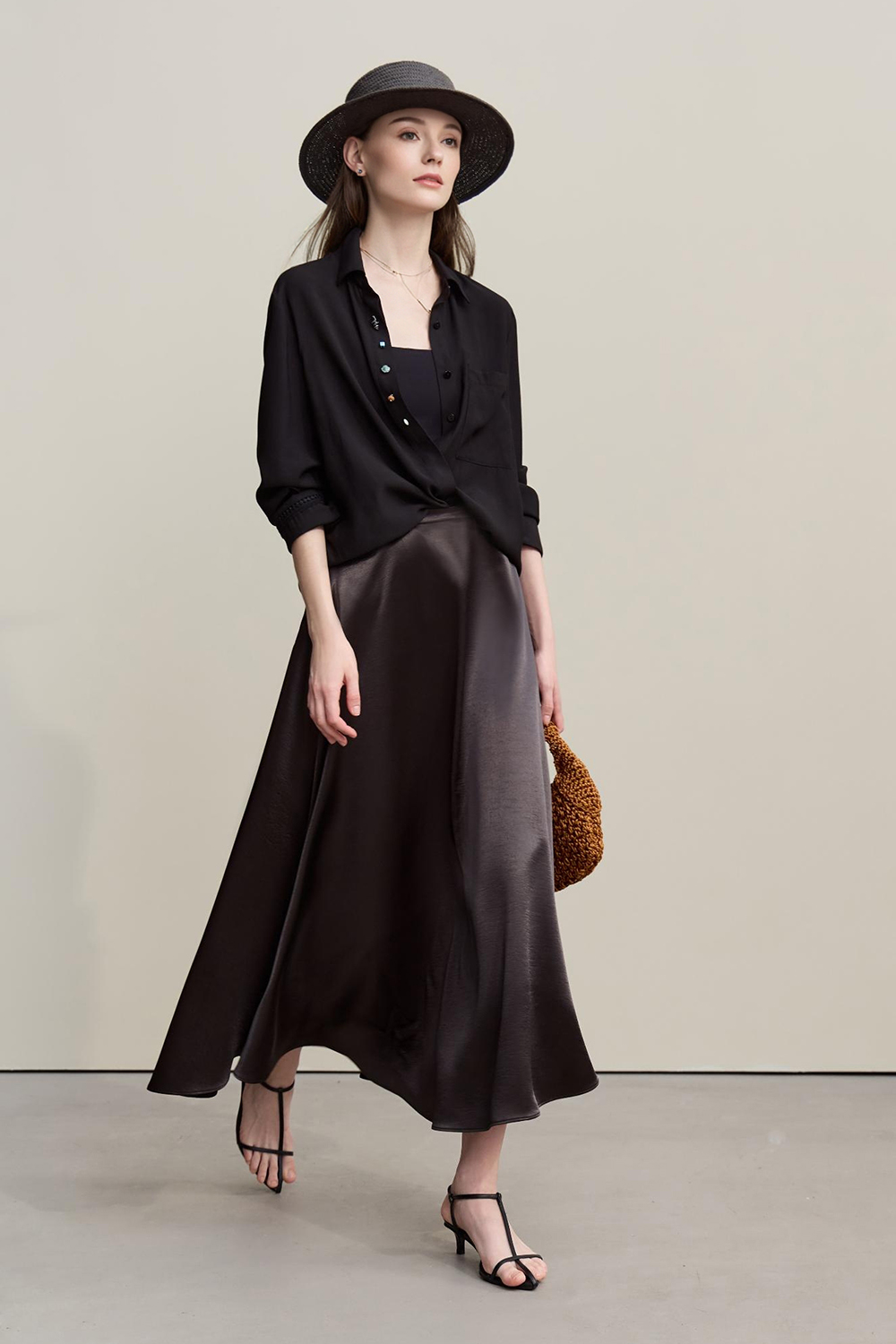 Contrast Button Loose Shirt