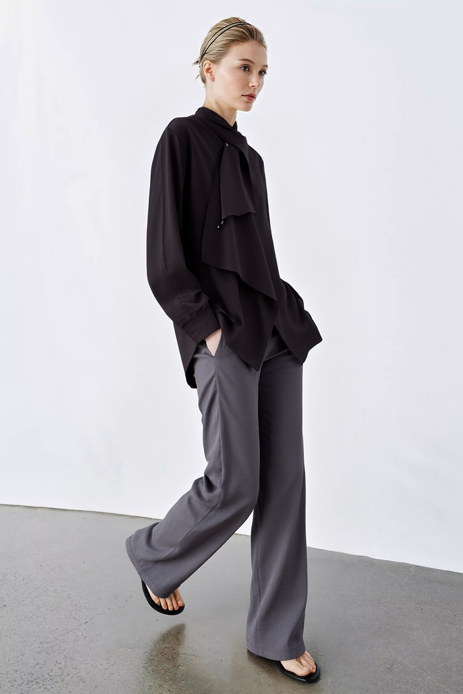 Beaded Ribbon Stand Collar Shirt|AMII