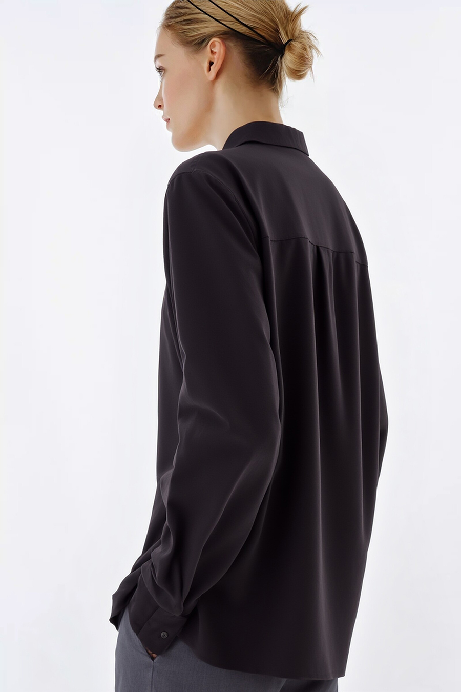 Beaded Ribbon Stand Collar Shirt|AMII