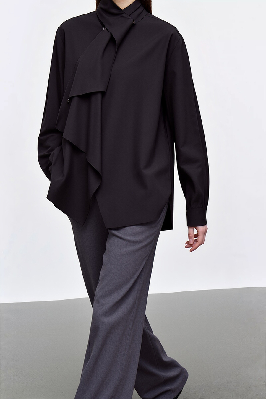 Beaded Ribbon Stand Collar Shirt|AMII