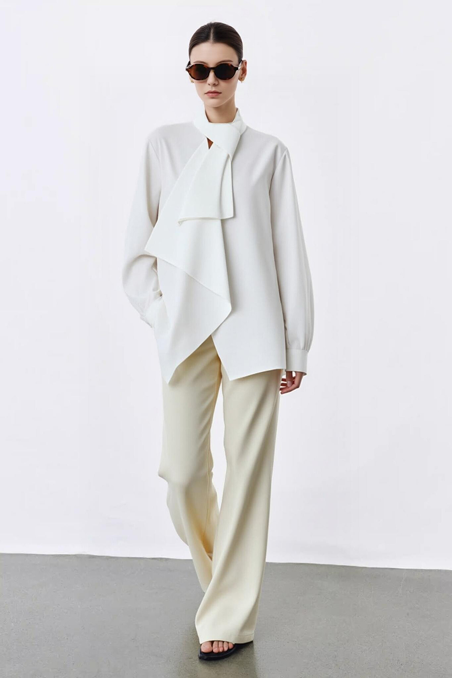 Beaded Ribbon Stand Collar Shirt|AMII