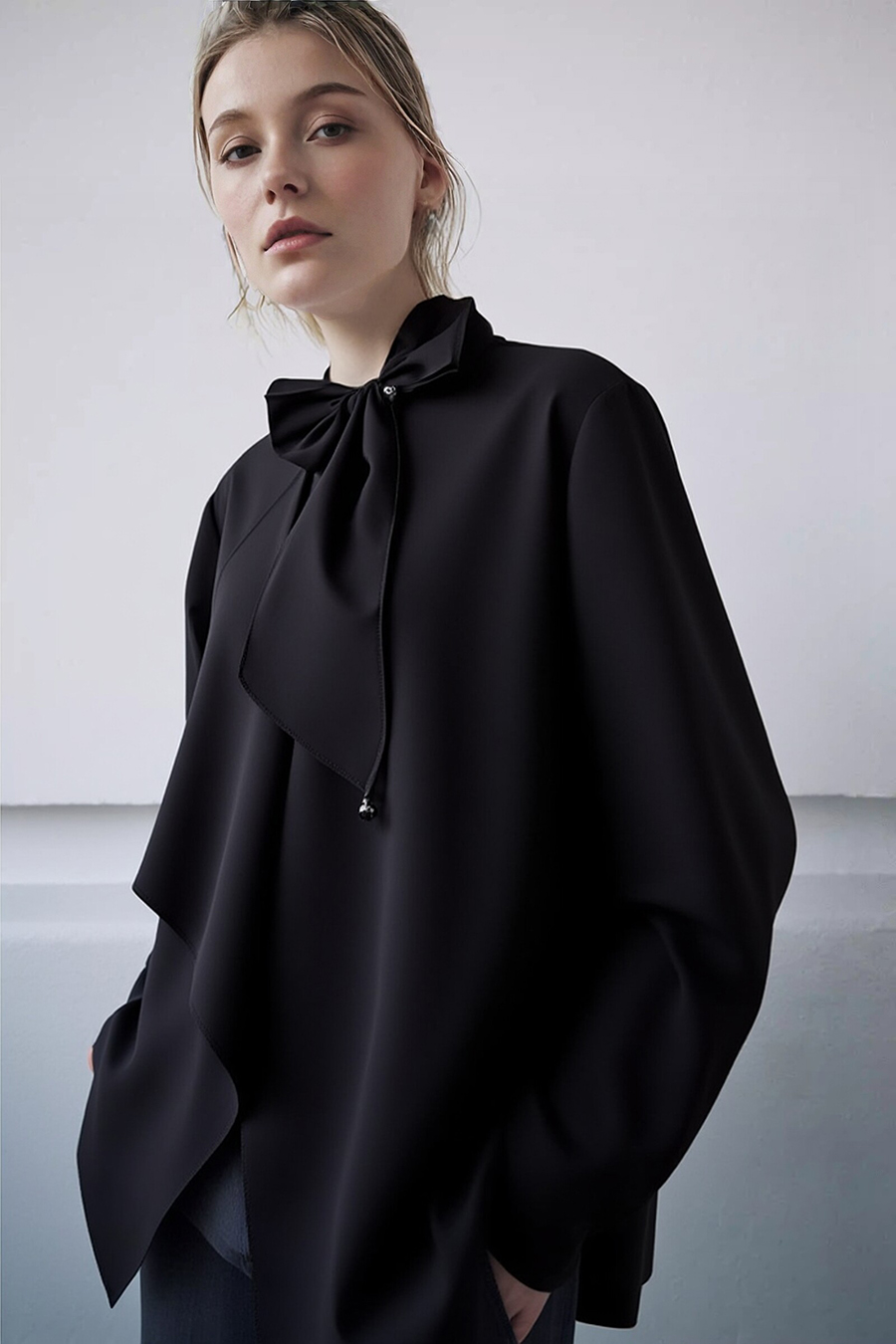 Beaded Ribbon Stand Collar Shirt|AMII