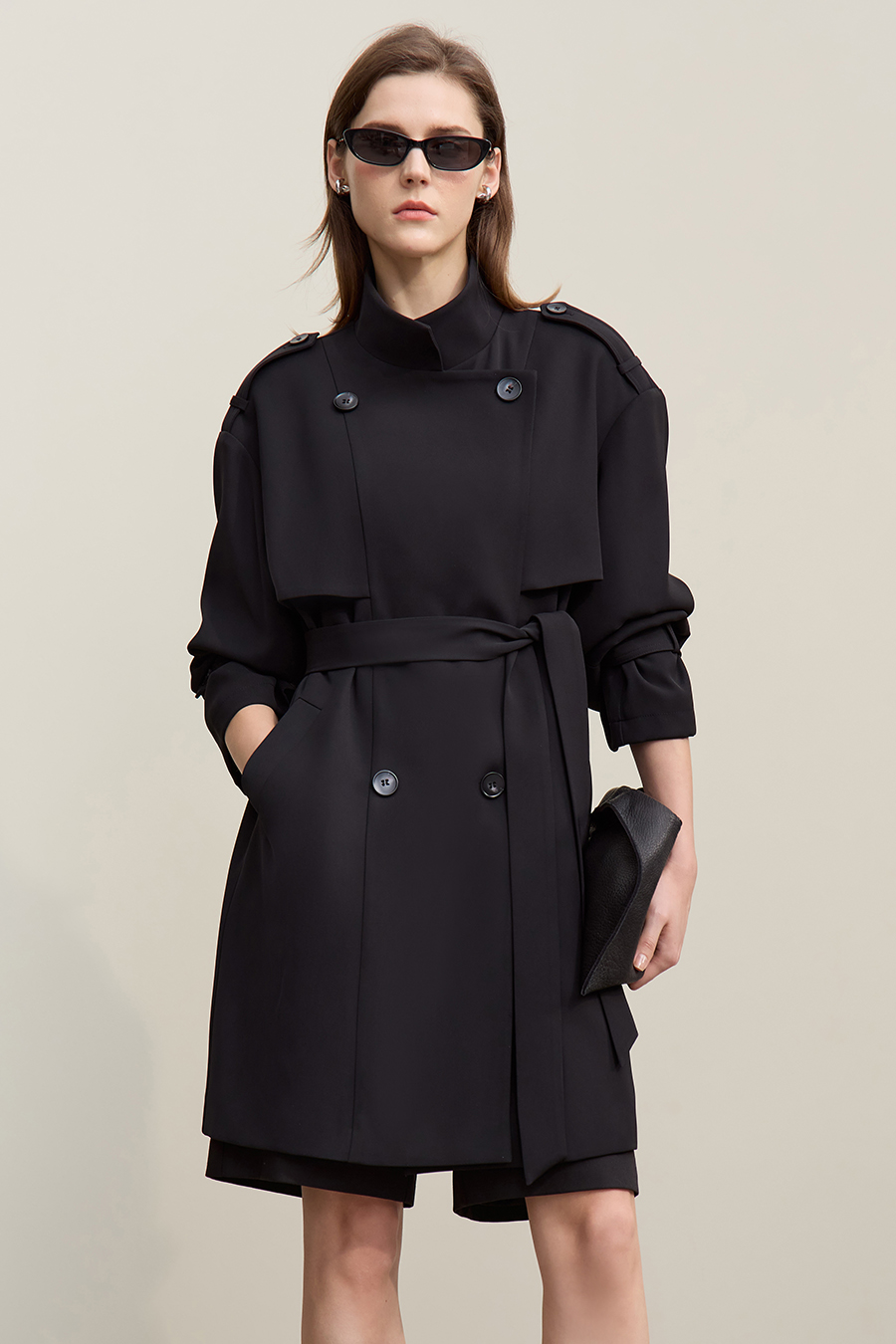 Belted double-breasted trench coat|AMII