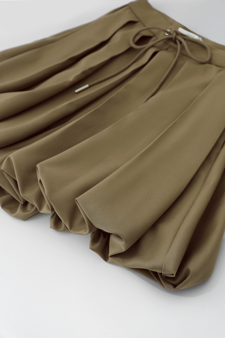 Tie-Waist Bud-Shaped Casual Shorts