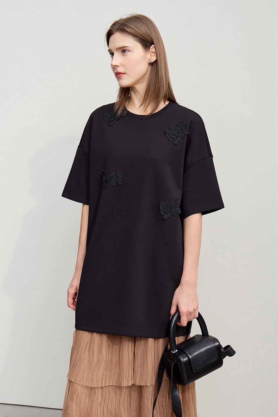 Lace Spliced Air Layer T-Shirt