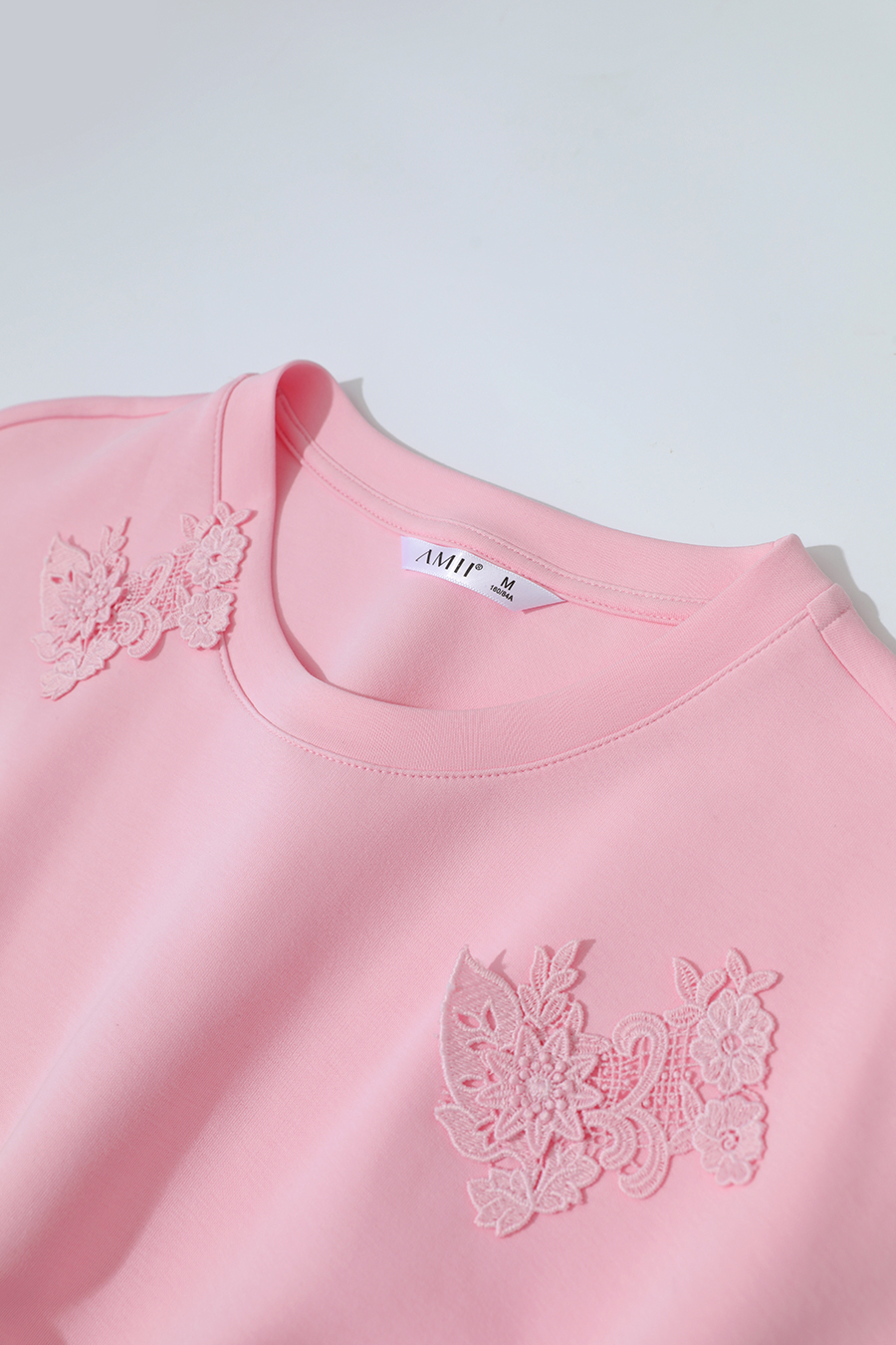 Lace Spliced Air Layer T-Shirt