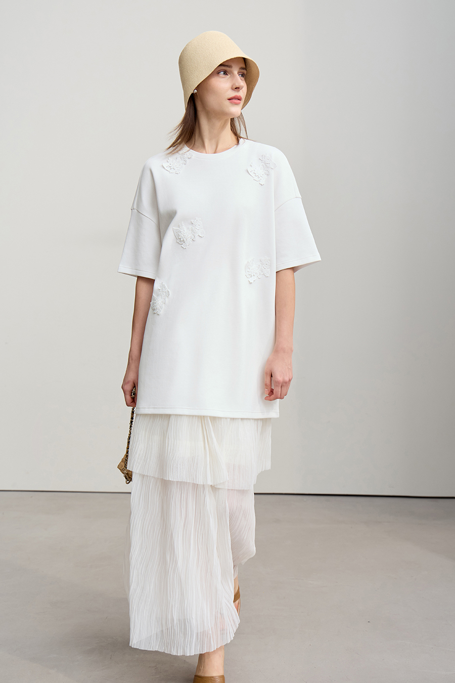 Lace Spliced Air Layer T-Shirt