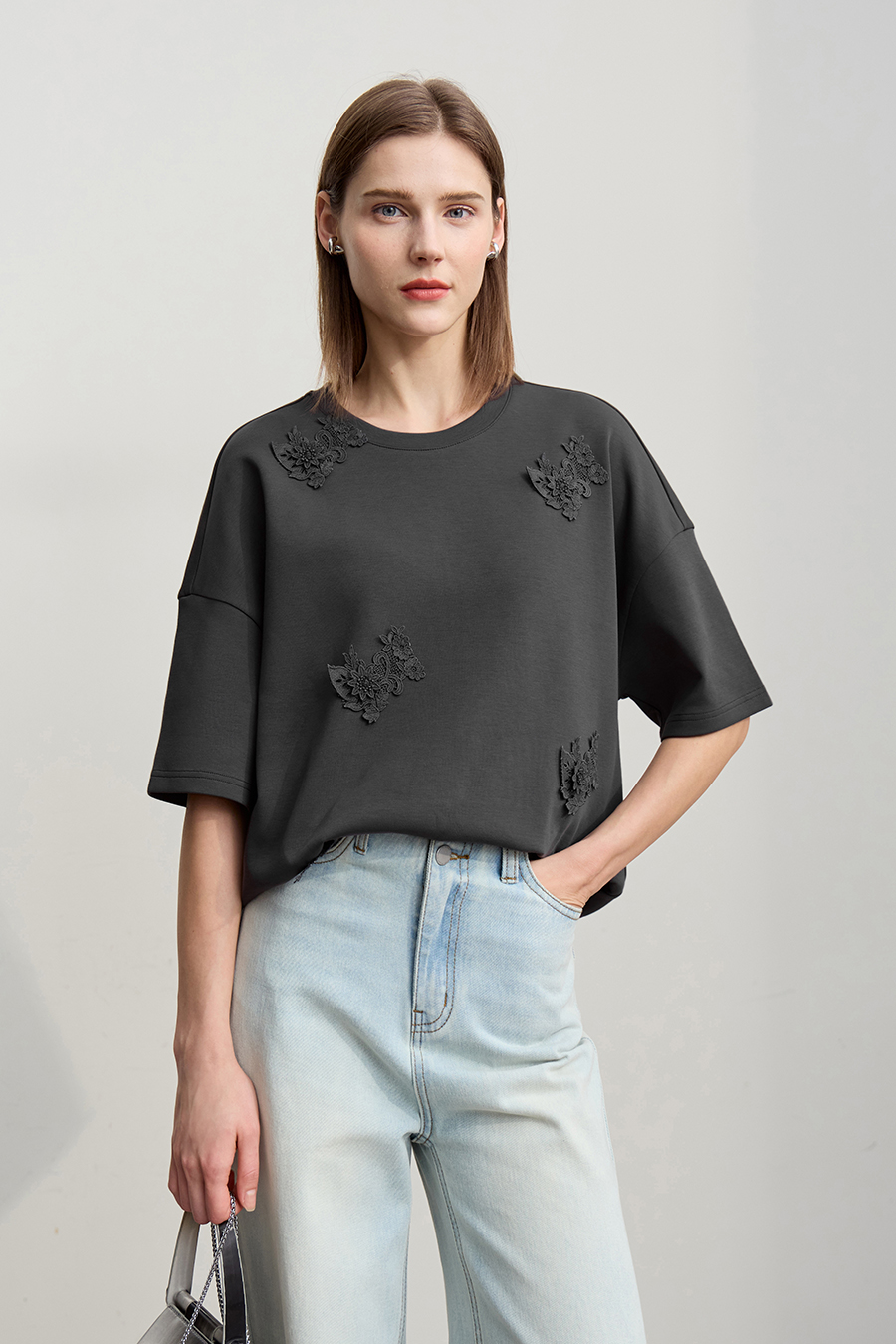 Lace Spliced Air Layer T-Shirt