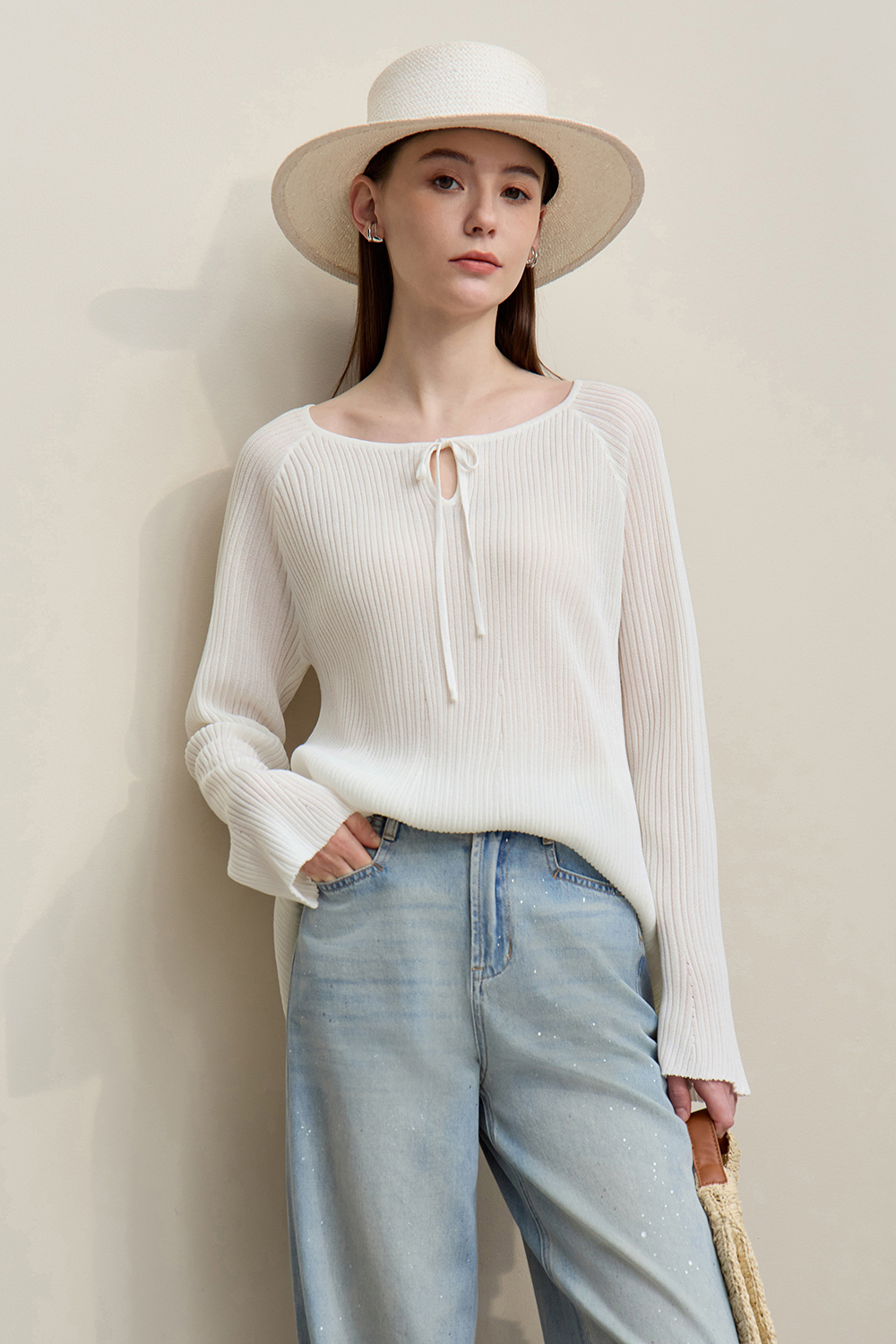 Round Neck Tie Knit Sweater