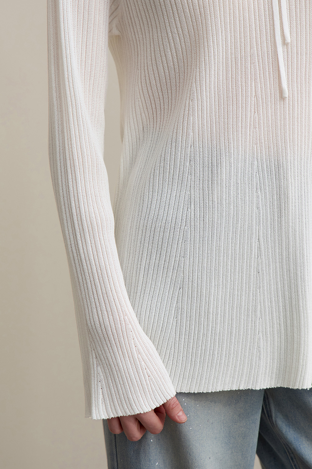 Round Neck Tie Knit Sweater