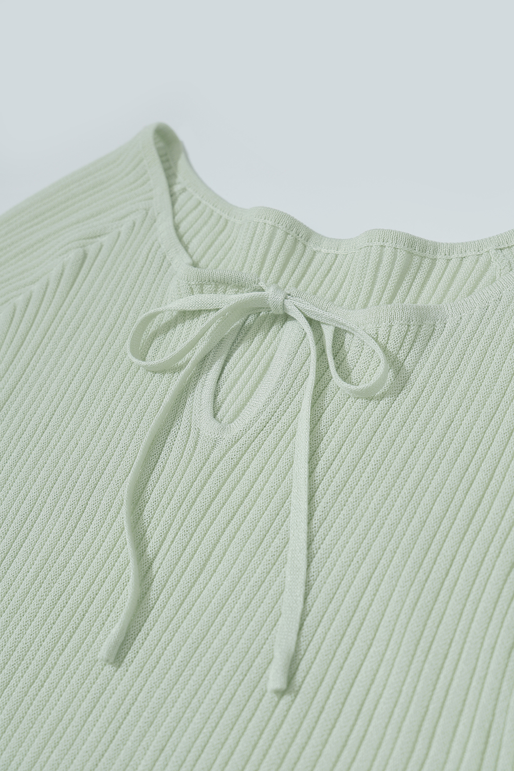 Round Neck Tie Knit Sweater