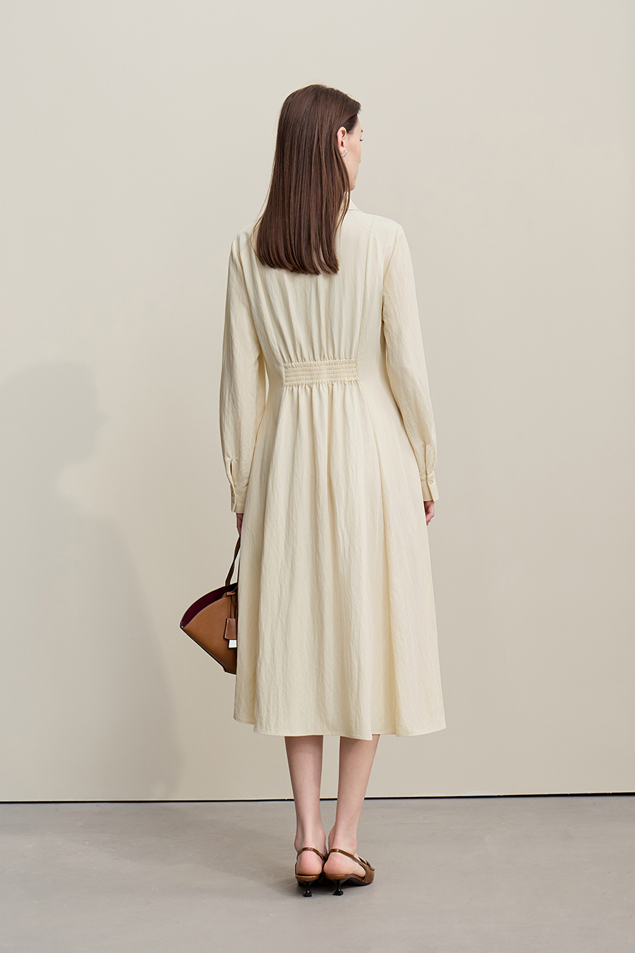 Fitted gathered dress|AMII