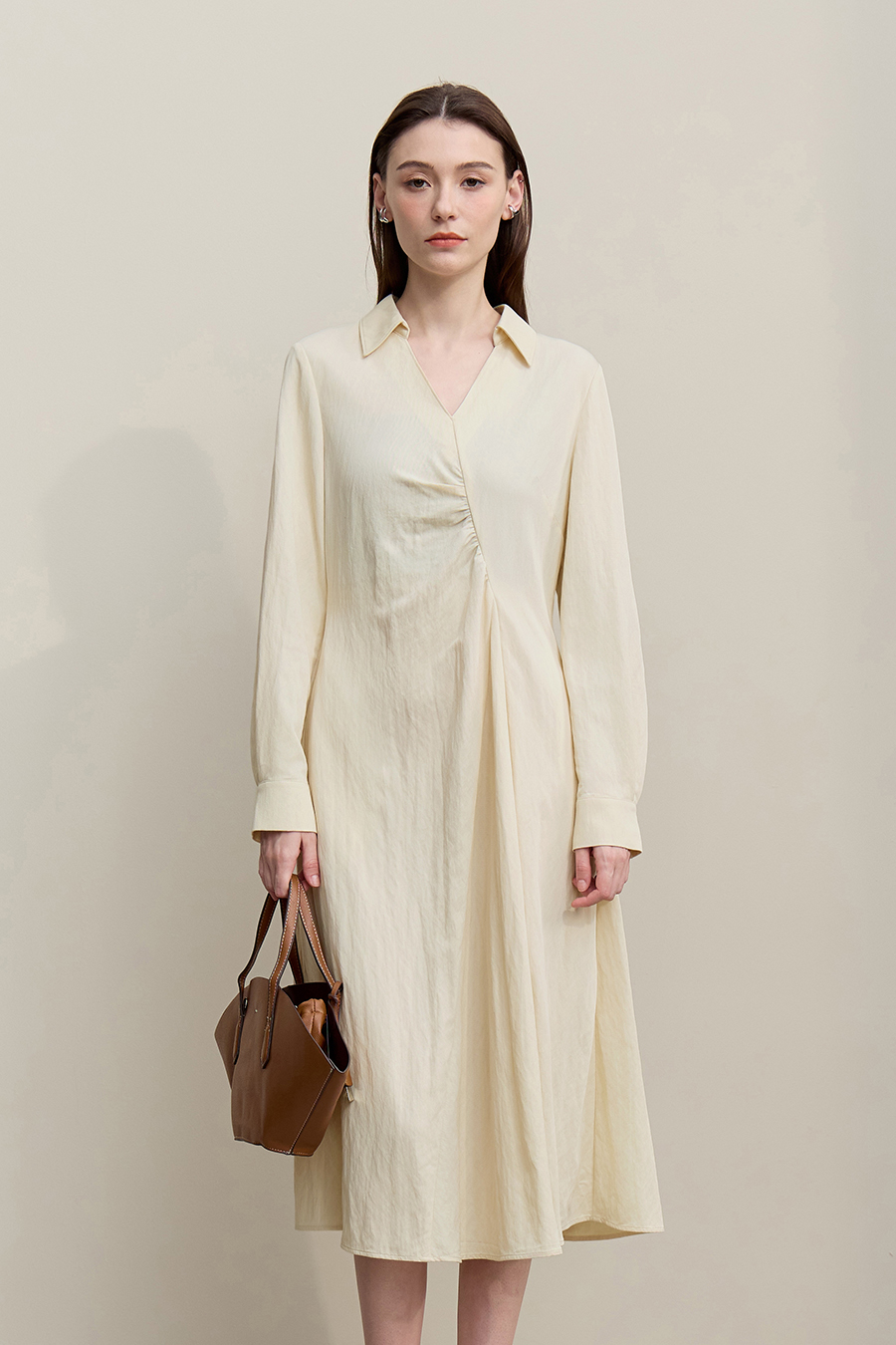 Fitted gathered dress|AMII