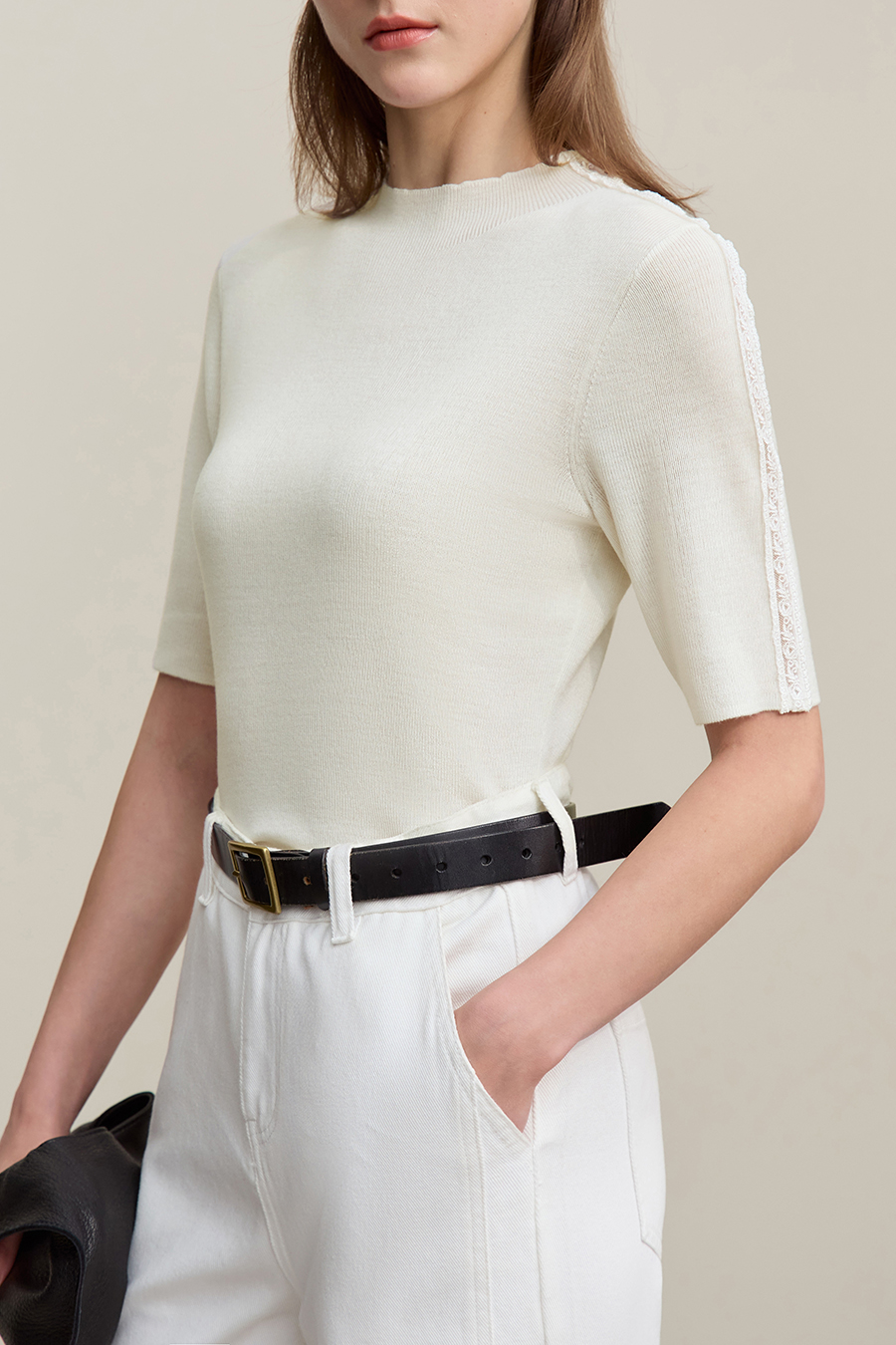 Lace-trim spliced knit sweater|AMII