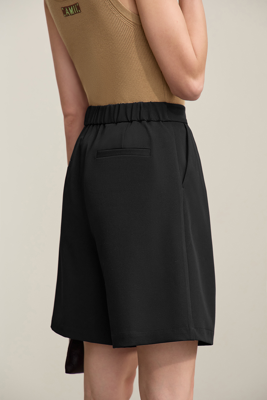 Gathered wide-leg casual shorts|AMII