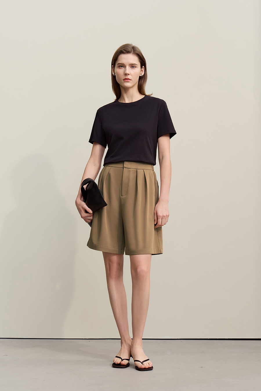 Gathered wide-leg casual shorts|AMII