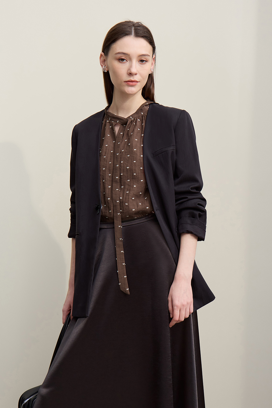 Tie Neck Jacquard Chiffon Top