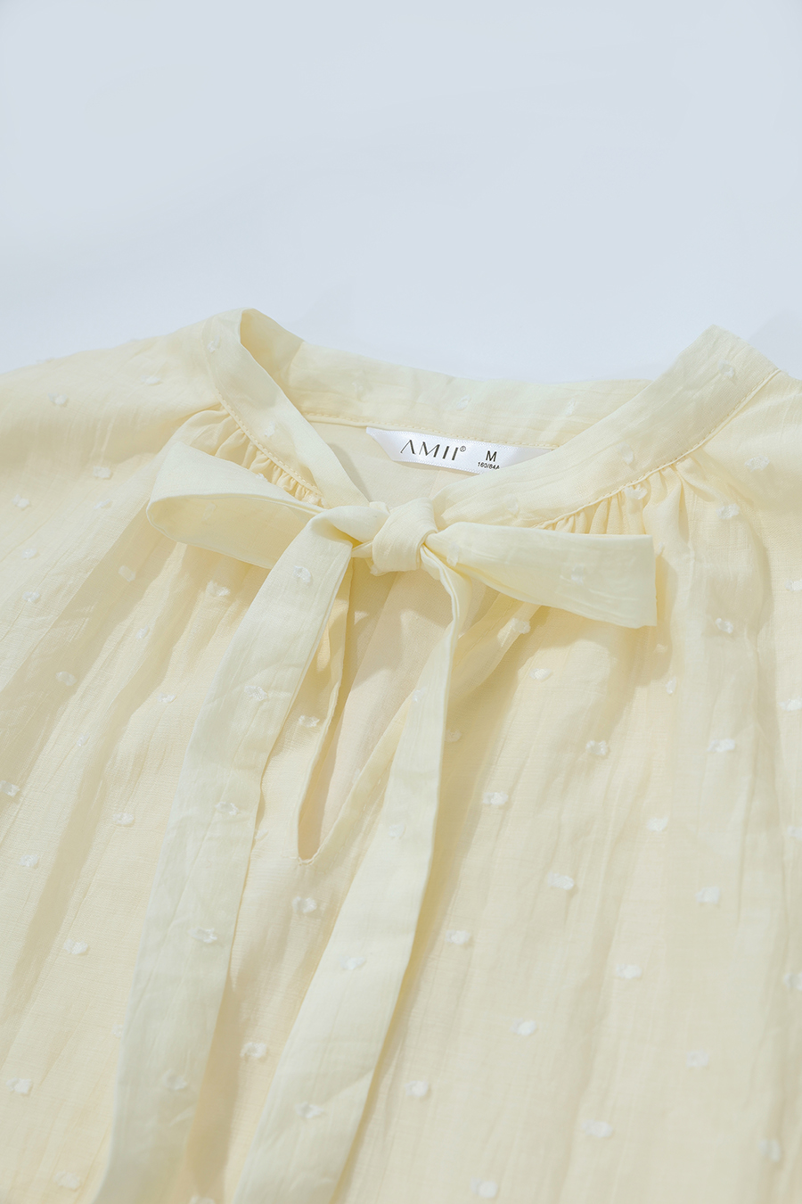 Tie Neck Jacquard Chiffon Top