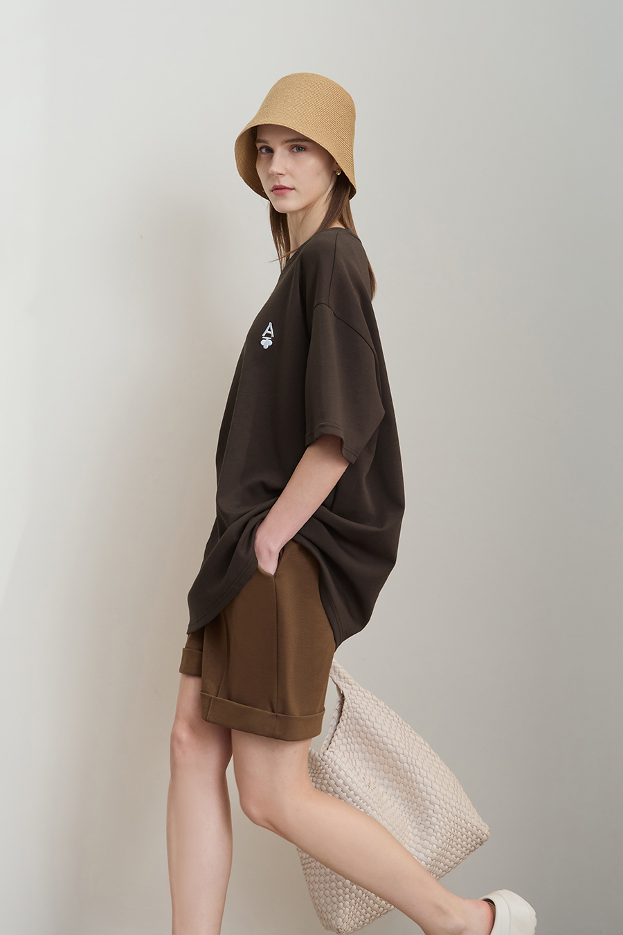 Embroidered air-layer knit tee|AMII