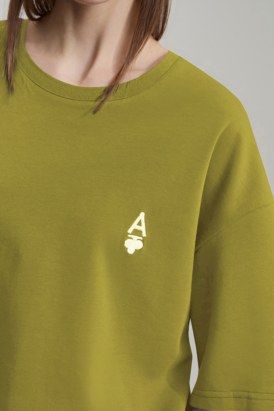 Embroidered air-layer knit tee|AMII