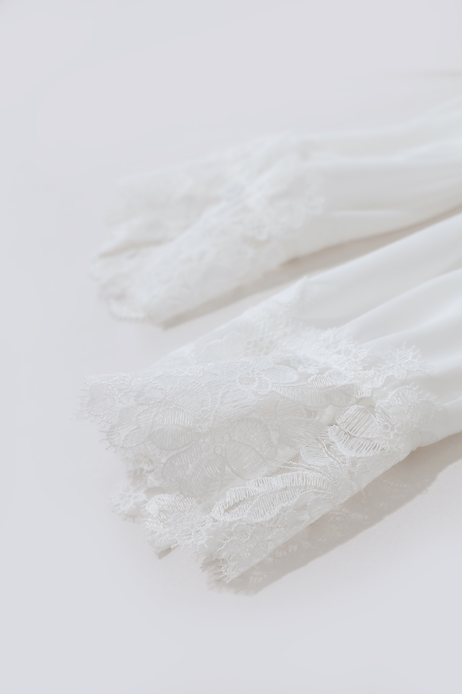 Lapel Lace Spliced Chiffon Blouse