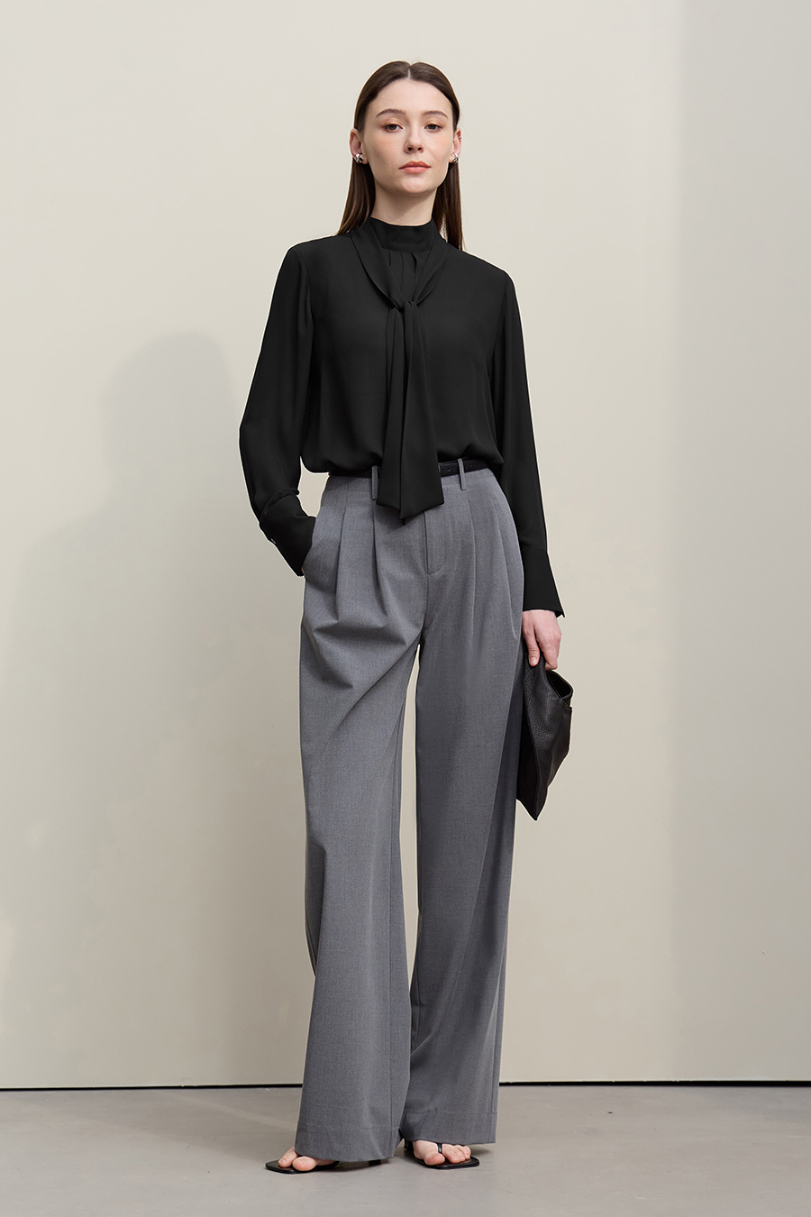 Stand Collar Tie Chiffon Blouse