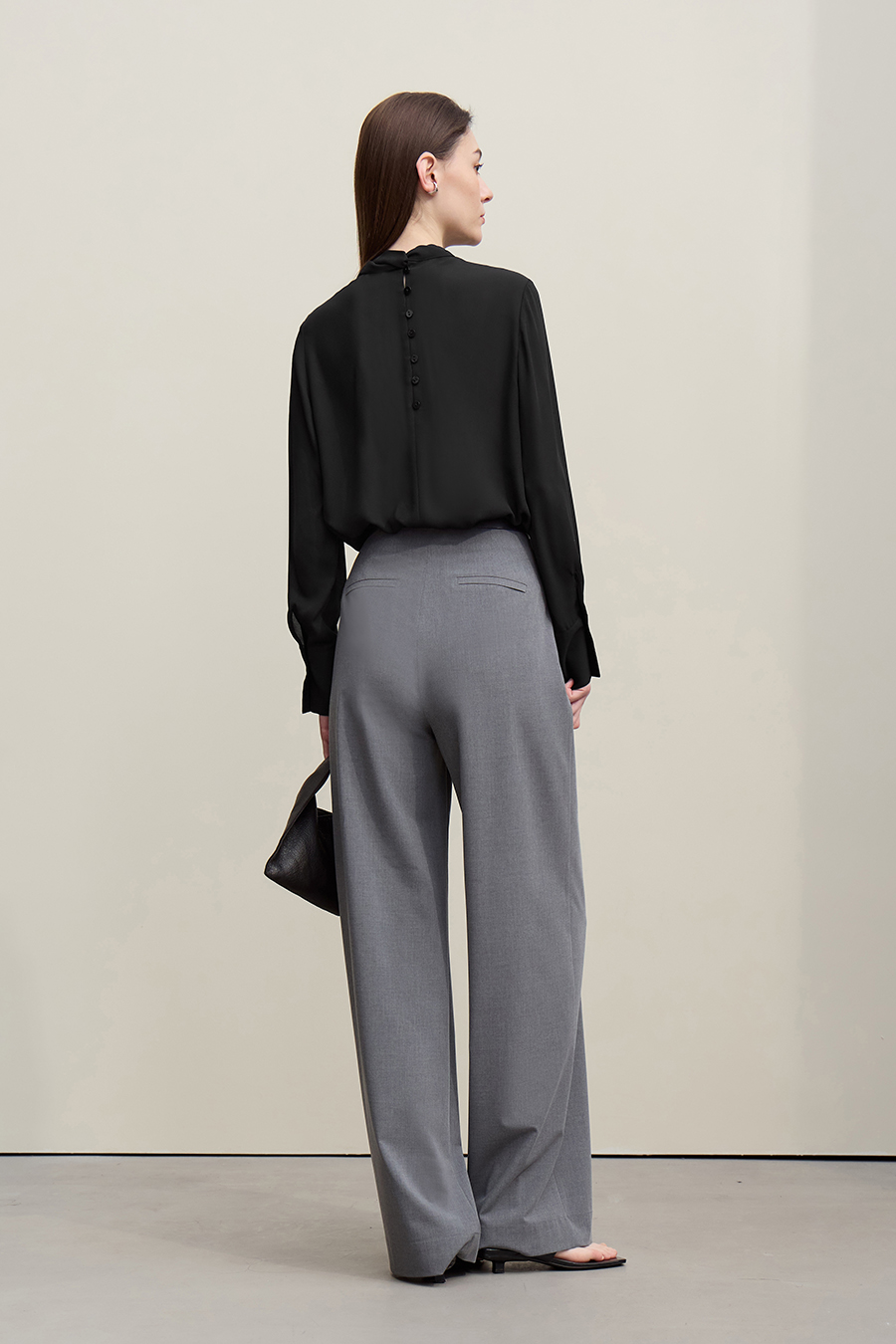 Stand Collar Tie Chiffon Blouse