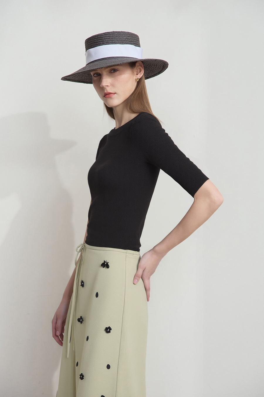 Crew Neck Half Sleeve Knit Top