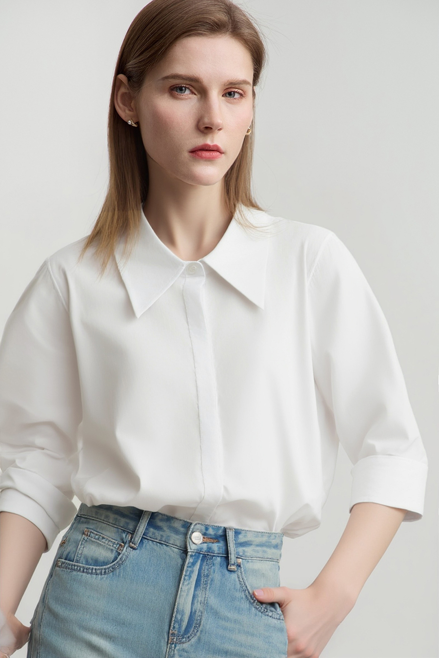 Sharp Lapel Cotton Shirt