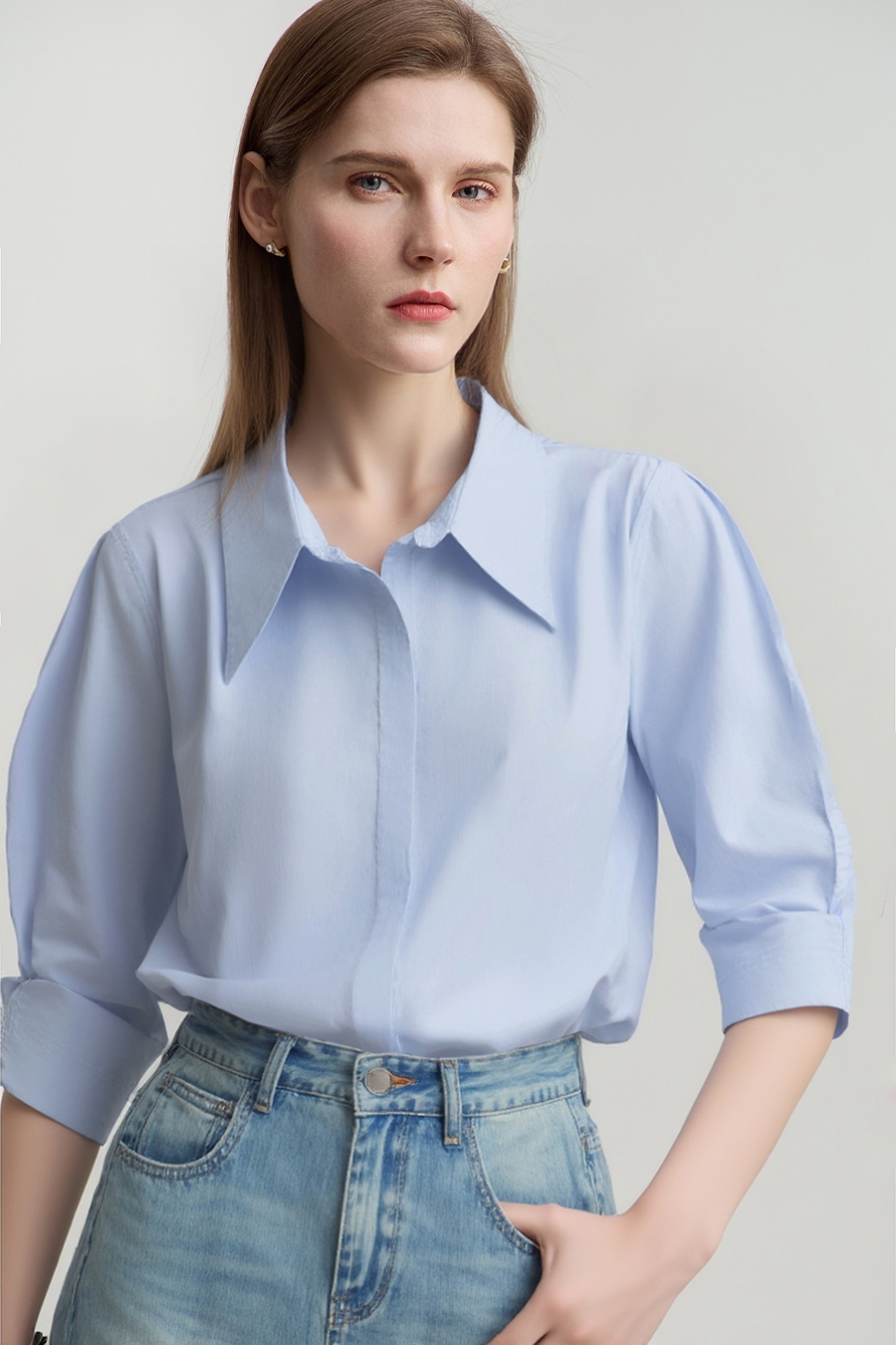 Sharp Lapel Cotton Shirt