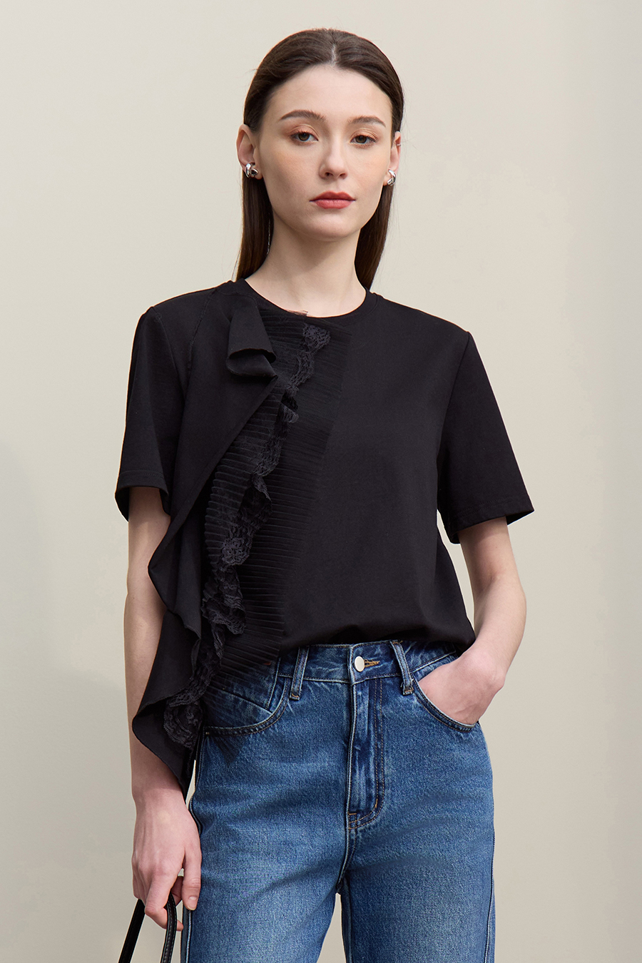 Lace Spliced Ruffled T-shirt|AMII