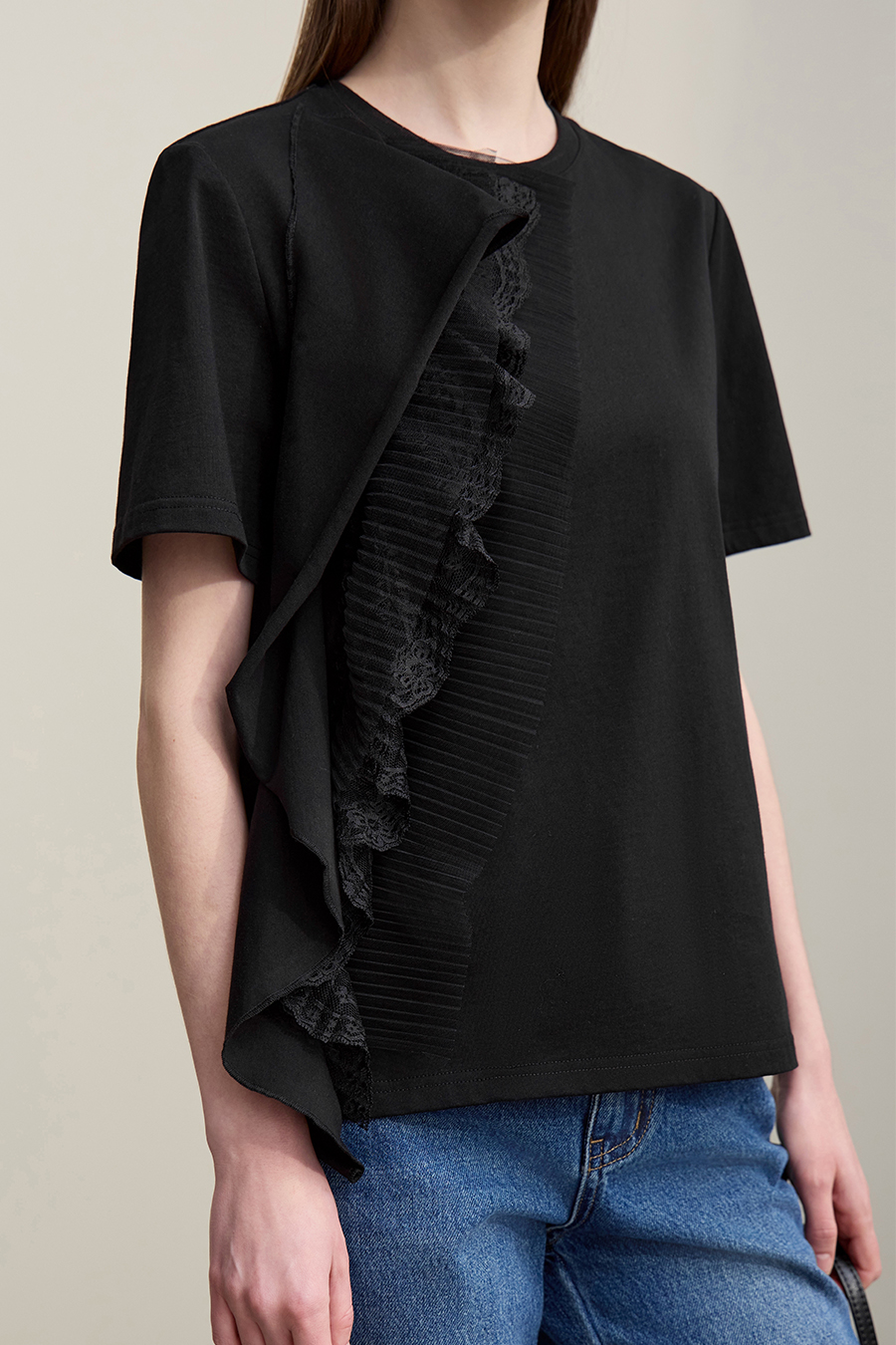 Lace Spliced Ruffled T-shirt|AMII