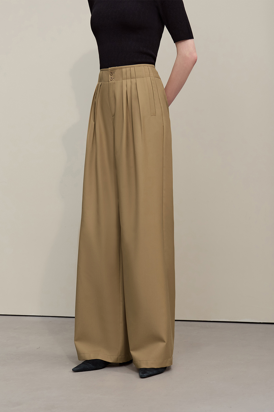 Gathered Wide-leg Casual Pants|AMII