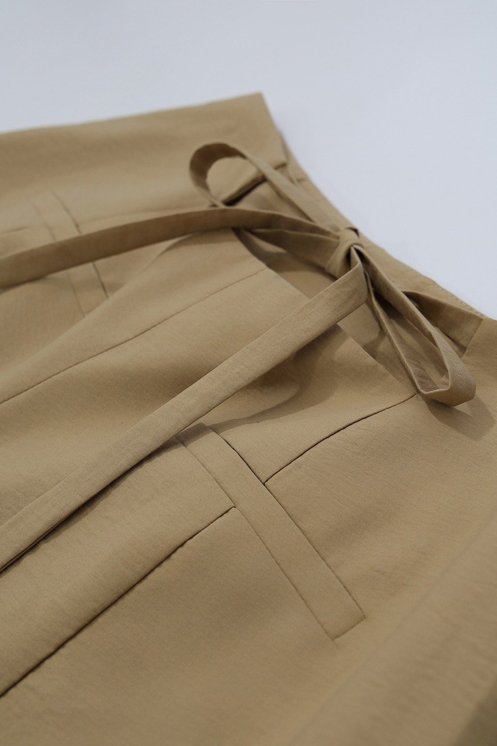 Crinkled Tie Casual Shorts|AMII