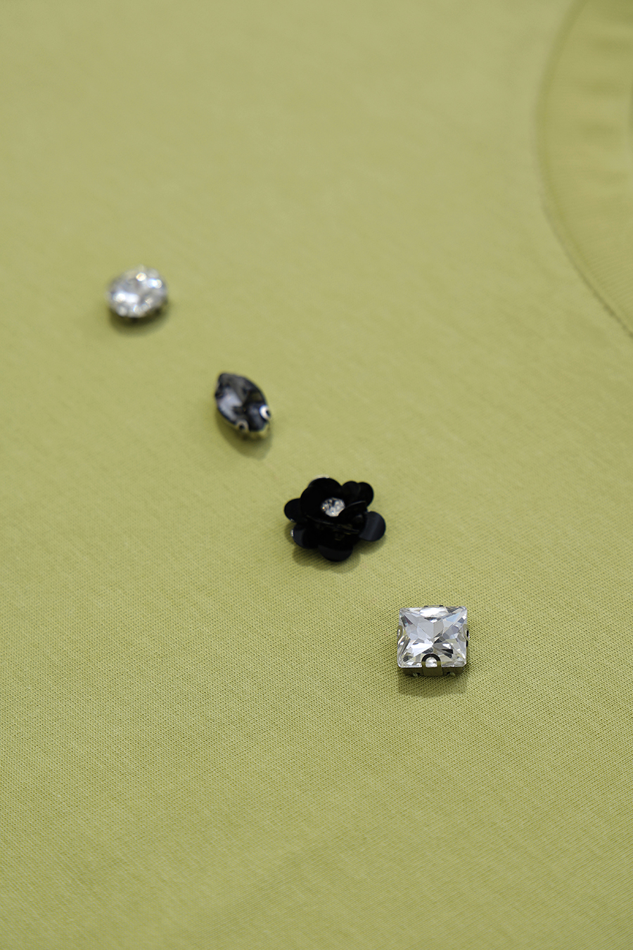 Handmade Rhinestone Short-sleeve T-shirt