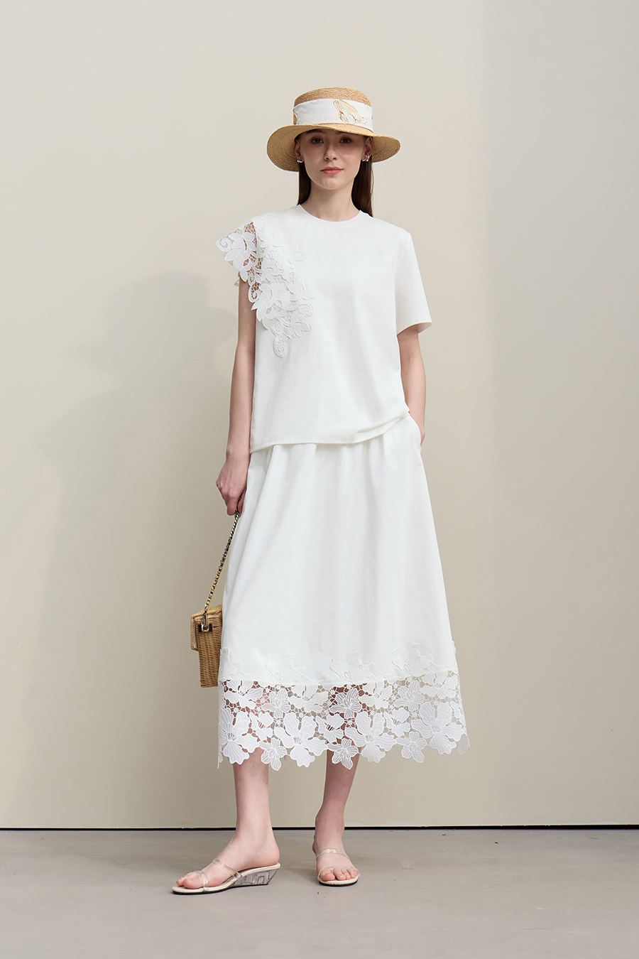 Lace Spliced Asymmetric T-Shirt