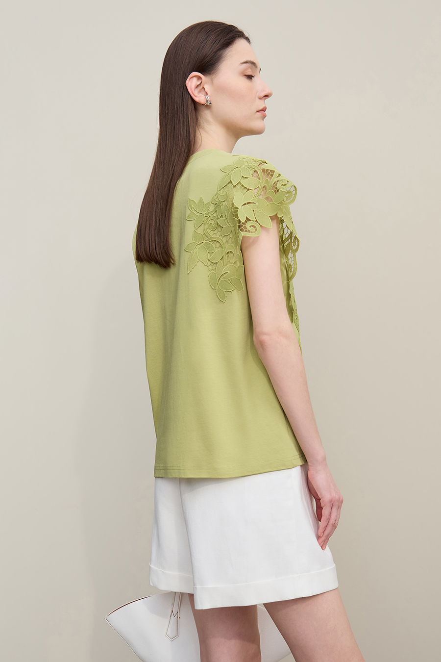 Lace Spliced Asymmetric T-Shirt