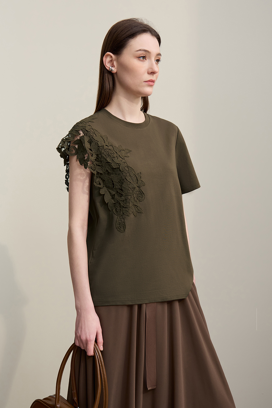 Lace Spliced Asymmetric T-Shirt