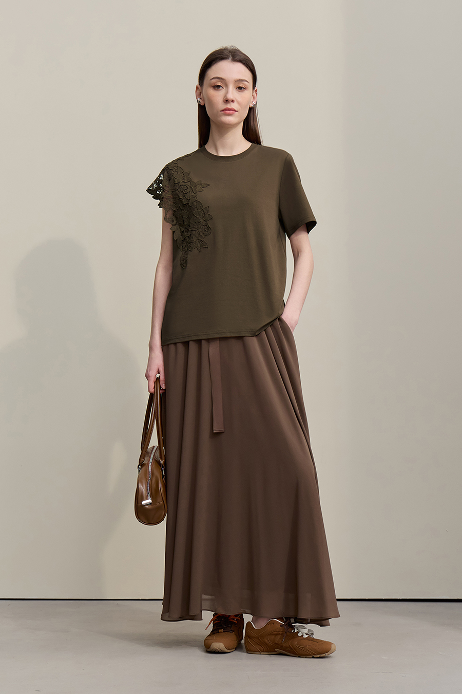 Lace Spliced Asymmetric T-Shirt