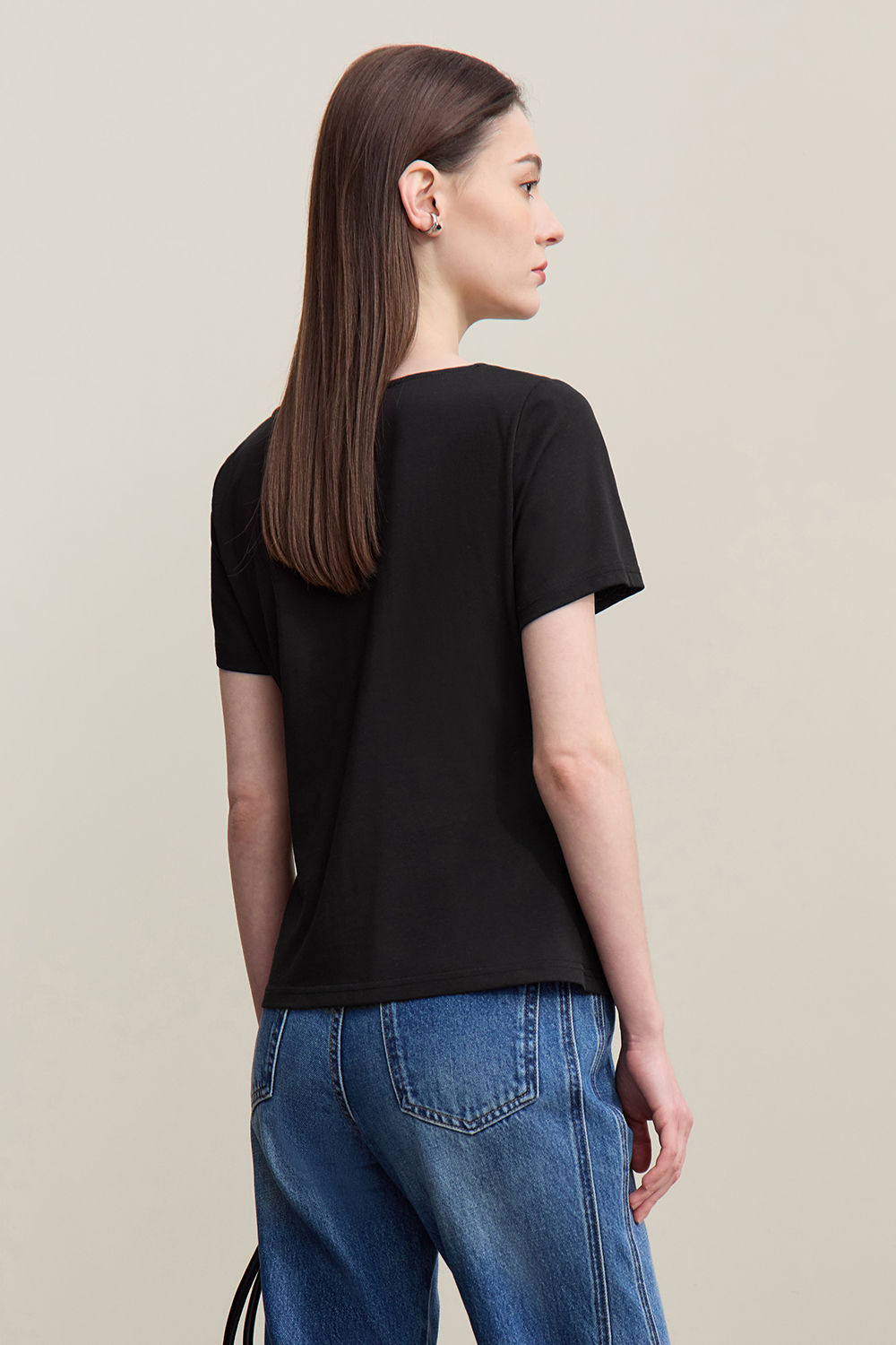 Lace Spliced Cowl Neck T-Shirt|AMII