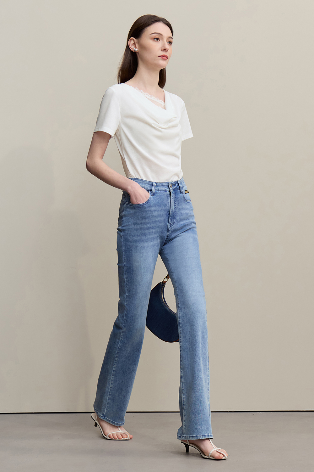 Lace Spliced Cowl Neck T-Shirt|AMII
