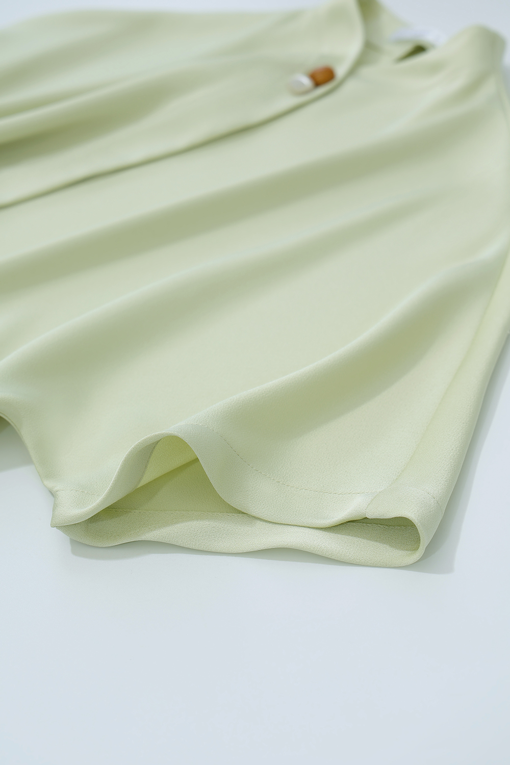 Scarf Neck Raglan Chiffon Top