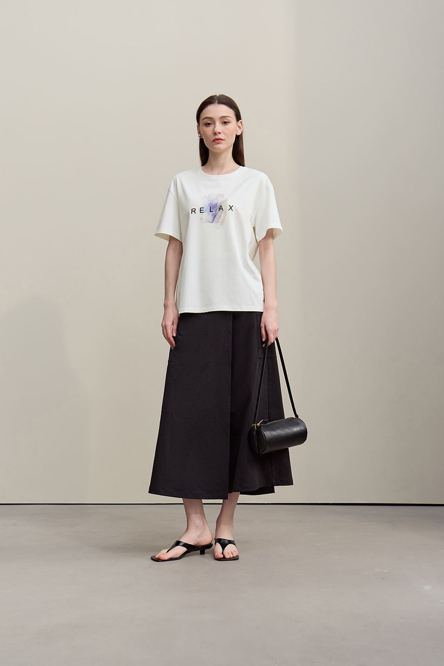 Running Stitch Printed T-shirt|AMII