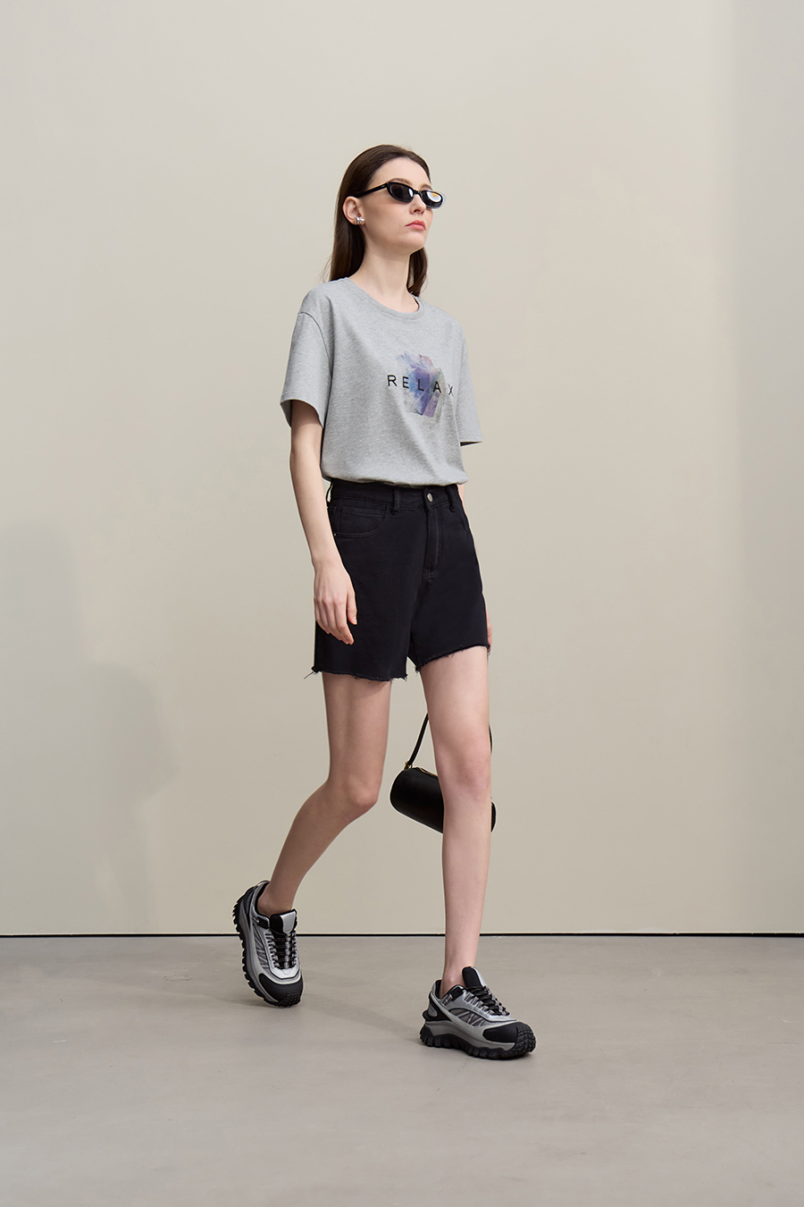 Running Stitch Printed T-shirt|AMII