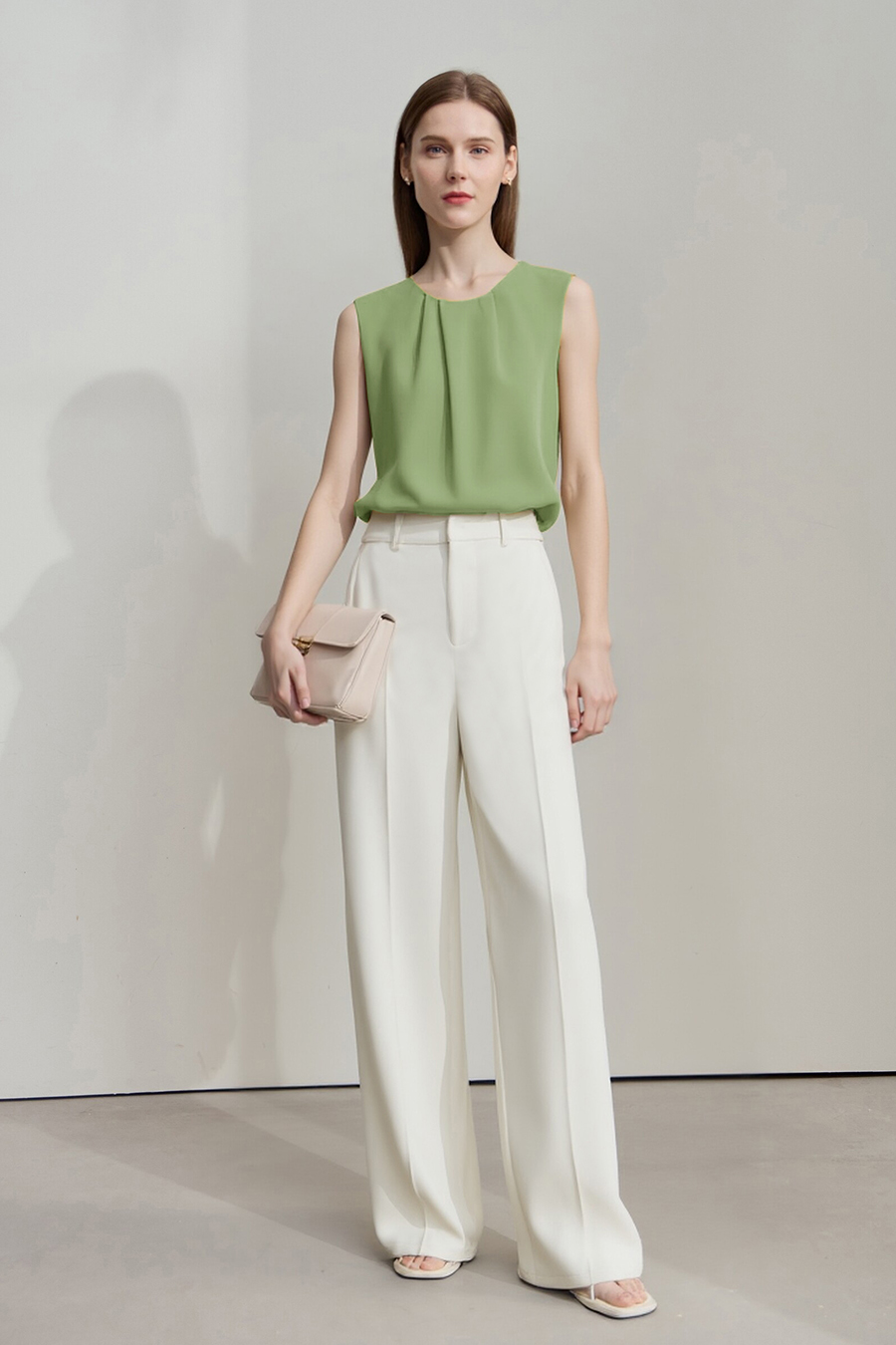 Gathered Sleeveless Chiffon Blouse|AMII