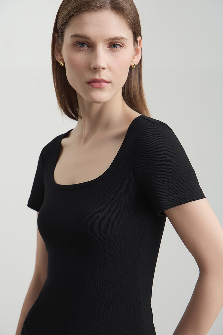 Square neck short sleeve stretch tee|AMII
