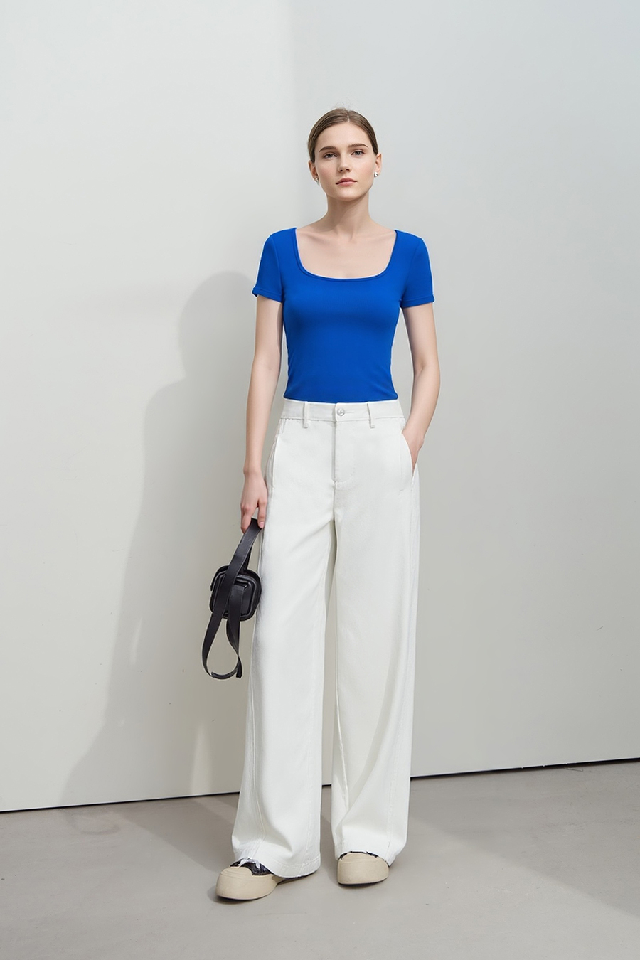 Square neck short sleeve stretch tee|AMII