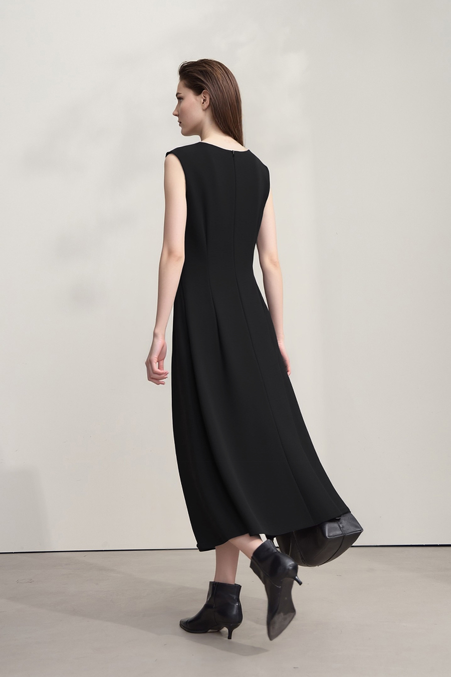 Crew Neck Waist-tied Dress