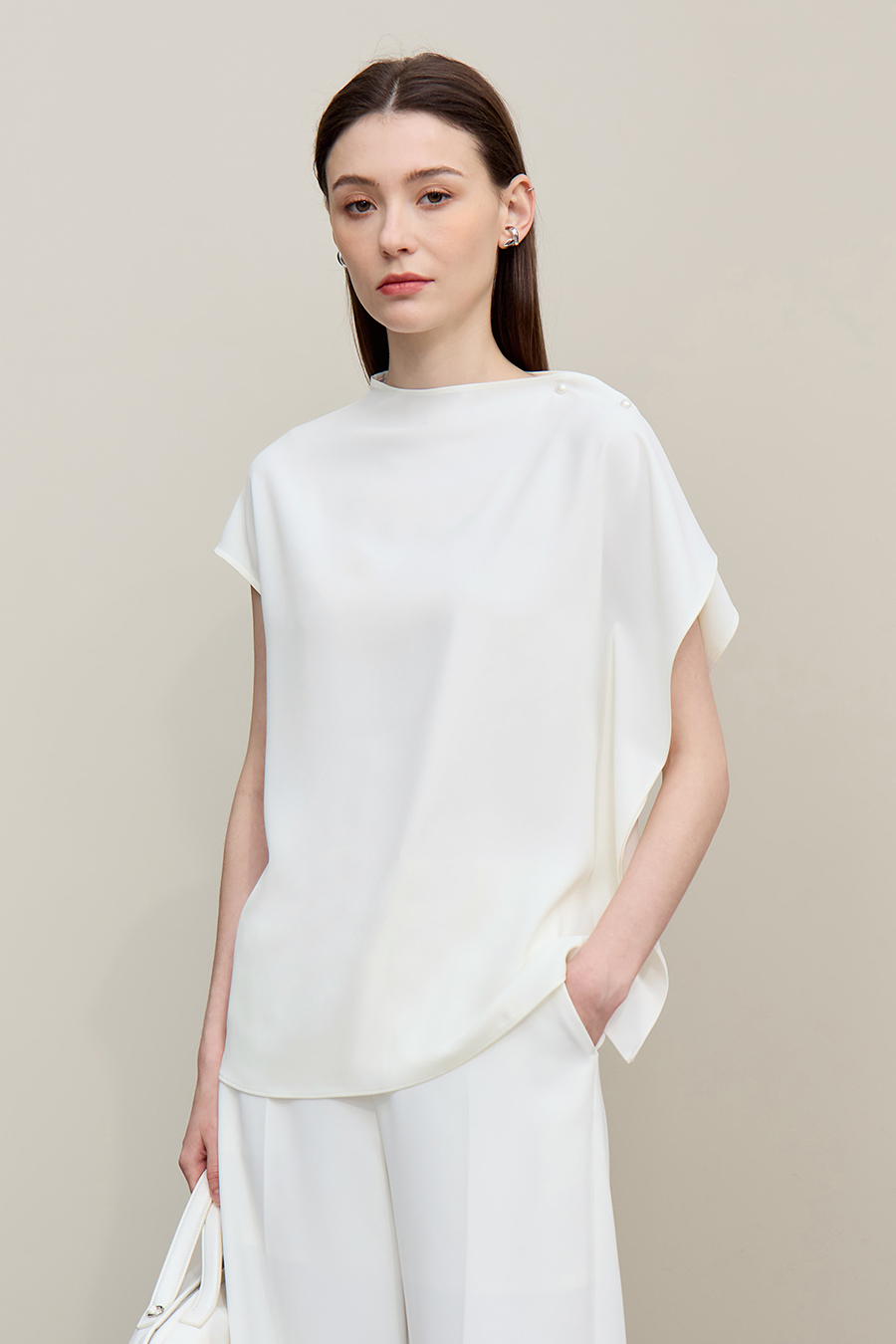 Asymmetrical Cut Chiffon Blouse|AMII