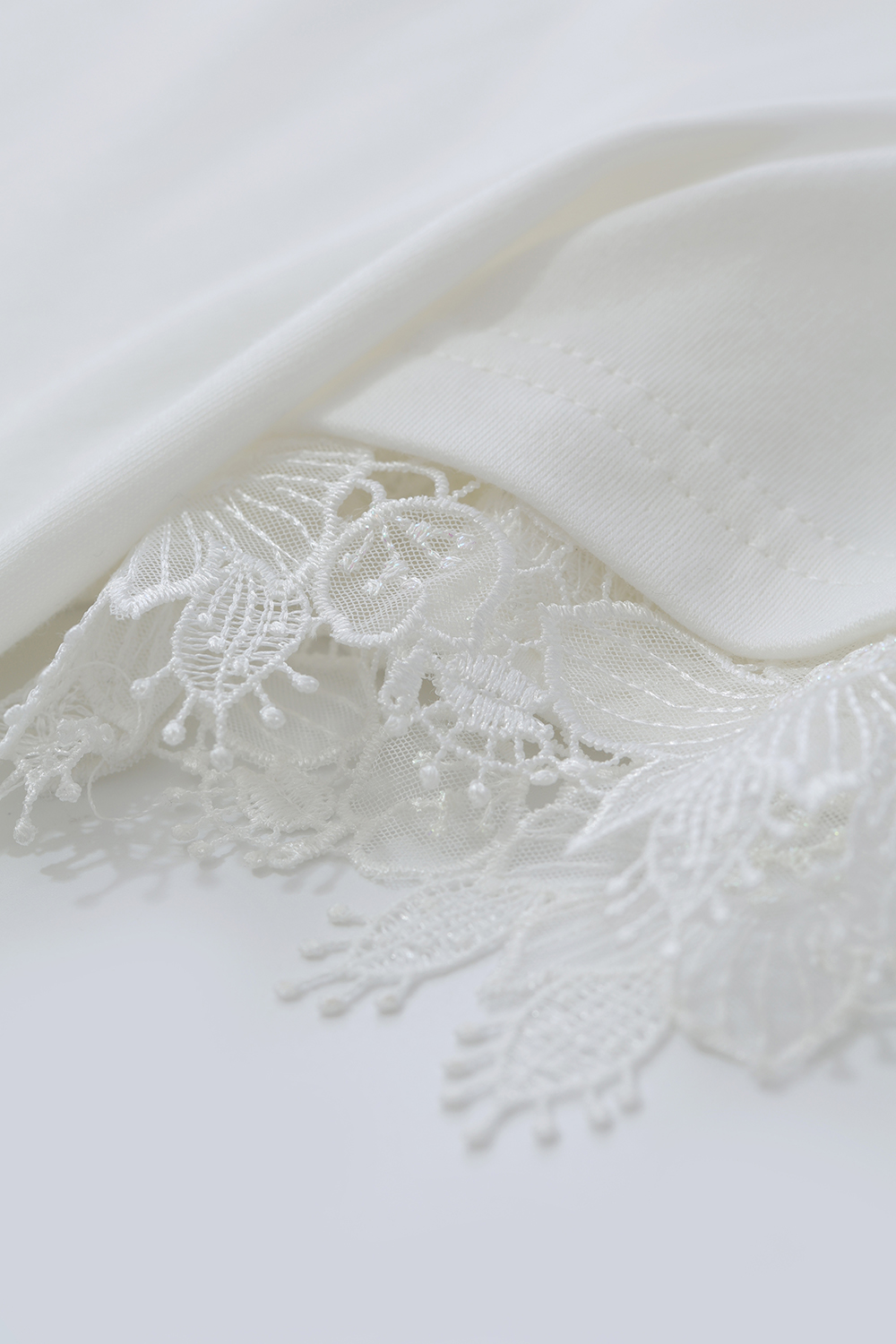 Lace Spliced Elegant Style T-Shirt|AMII
